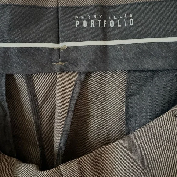 Perry Ellis Portfolio Men’s Pleated Front Olive pants 34 x 32 - Picture 3 of 4